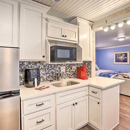 Updated Williamstown Apartment With Kitchen! ภายนอก รูปภาพ