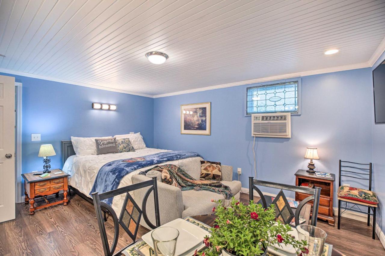 Updated Williamstown Apartment With Kitchen! ภายนอก รูปภาพ