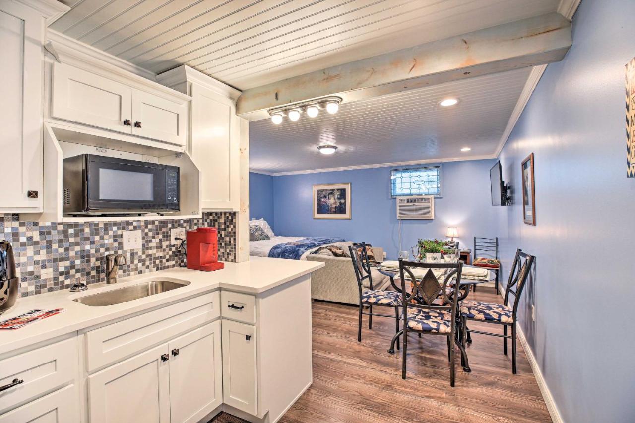 Updated Williamstown Apartment With Kitchen! ภายนอก รูปภาพ