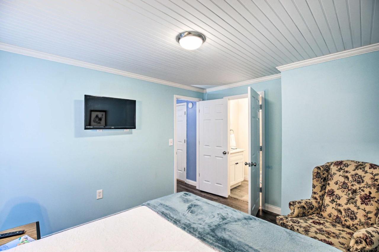 Updated Williamstown Apartment With Kitchen! ภายนอก รูปภาพ